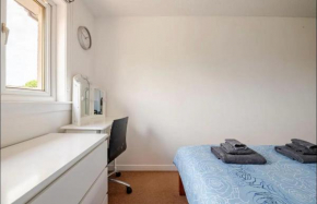 LITTLE FRANCE House room2